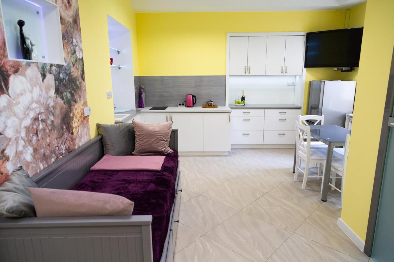 Apartament Przy Rynku Ostrowiec Świętokrzyski Exterior foto