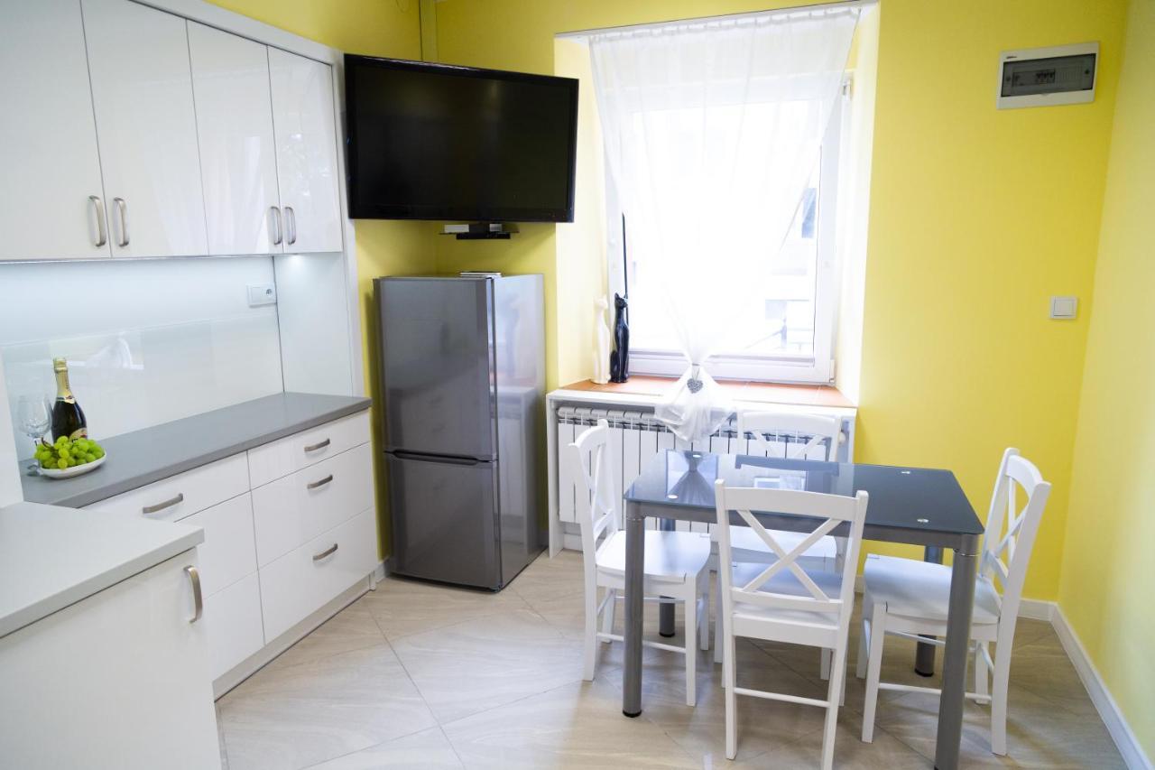 Apartament Przy Rynku Ostrowiec Świętokrzyski Exterior foto